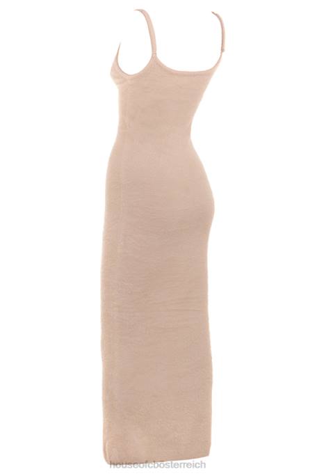 House of CB Kleidung Z26T115 Beigefarbenes weiches flauschiges Strick-Maxikleid von Fayette